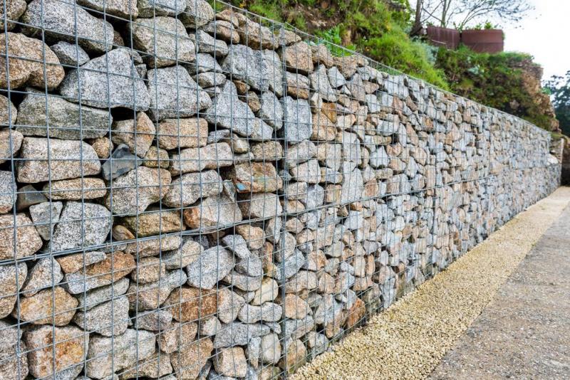 Murs de sout&egrave;nement : quand et pourquoi les construire ?